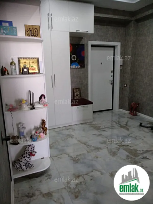 Satılır 3 otaqlı yeni tikili 105 m²
