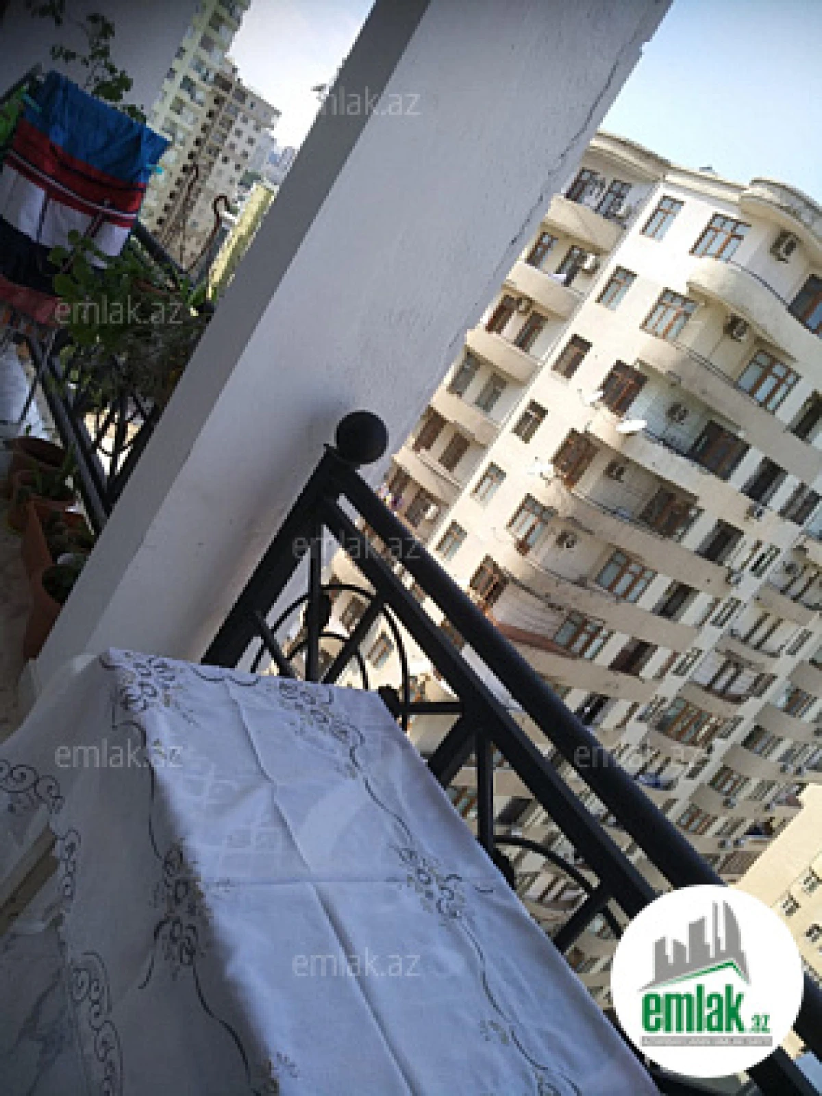 Satılır 3 otaqlı yeni tikili 105 m²