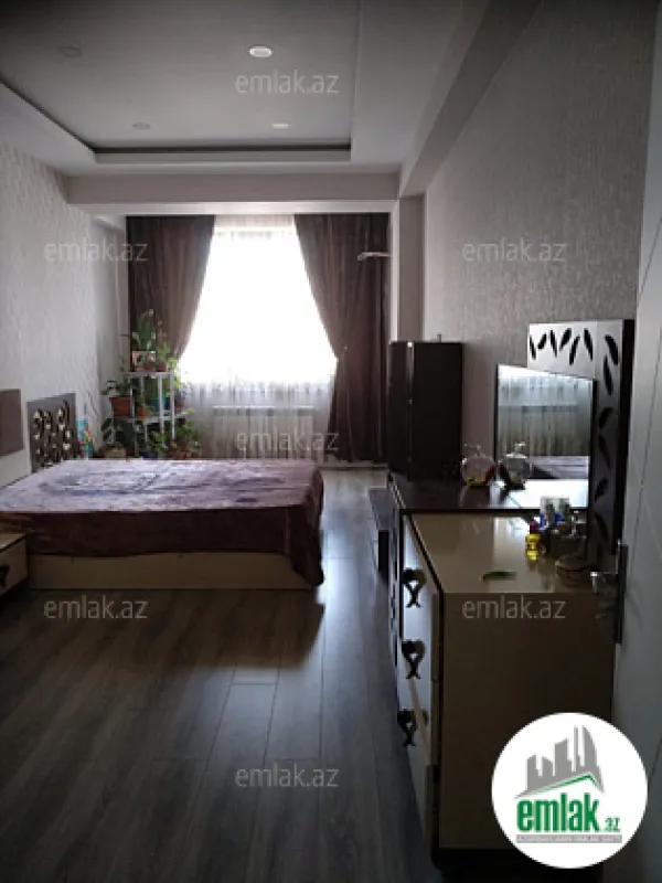 Satılır 3 otaqlı yeni tikili 105 m²