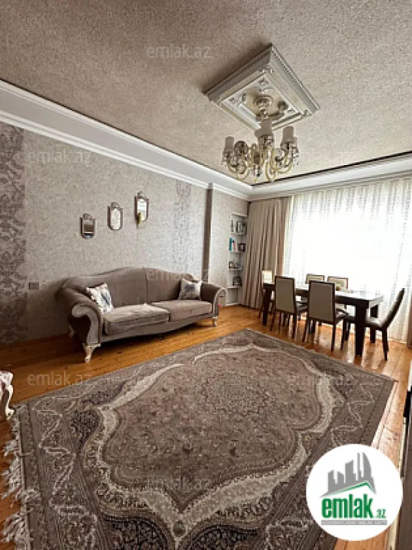 Satılır 2 otaqlı köhnə tikili 55 m²