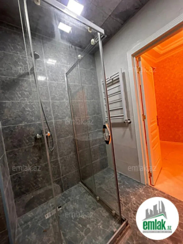 Satılır 2 otaqlı yeni tikili 70 m²