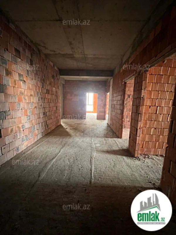 Satılır 4 otaqlı yeni tikili 220 m²