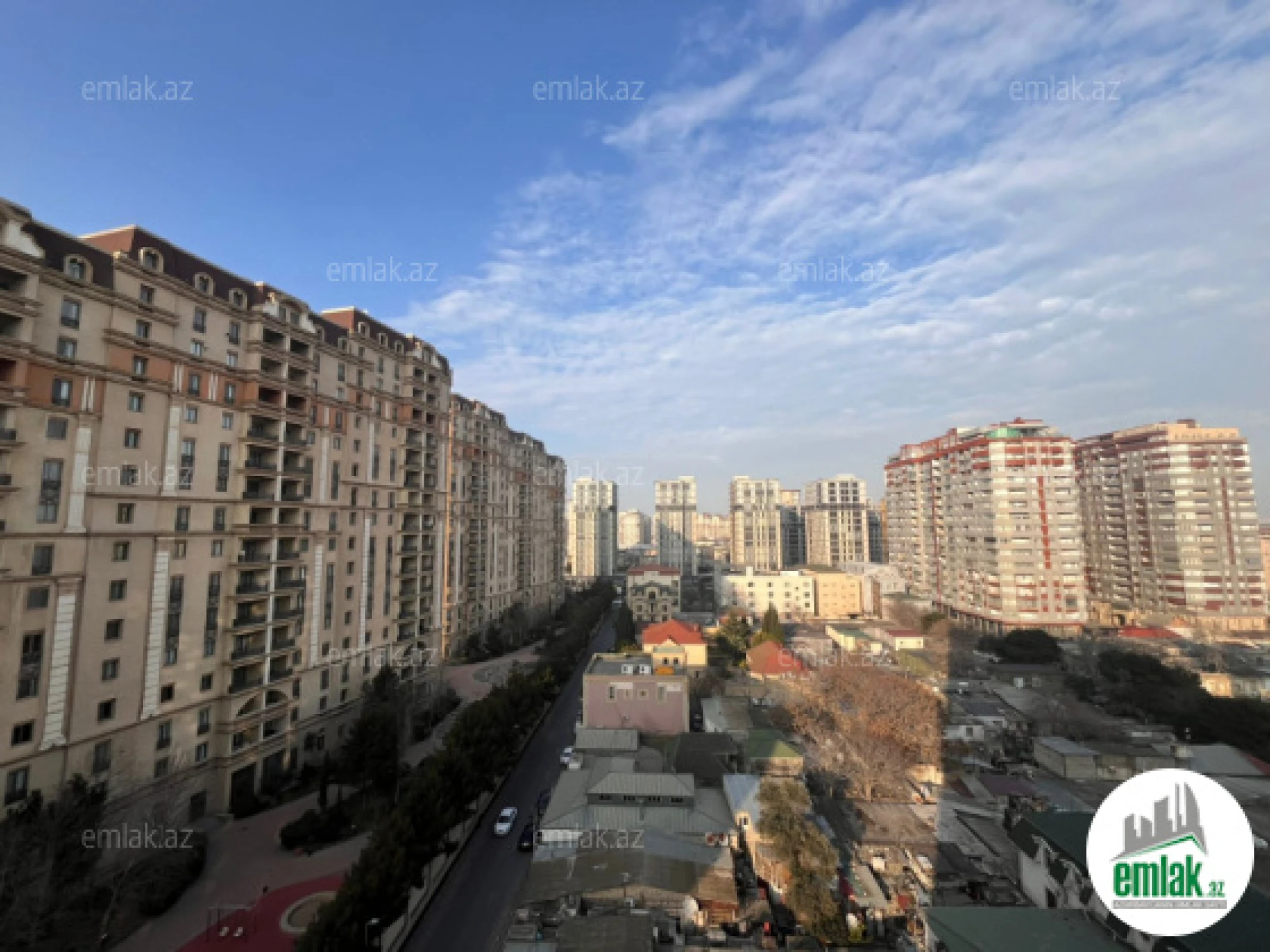 Satılır 4 otaqlı yeni tikili 220 m²