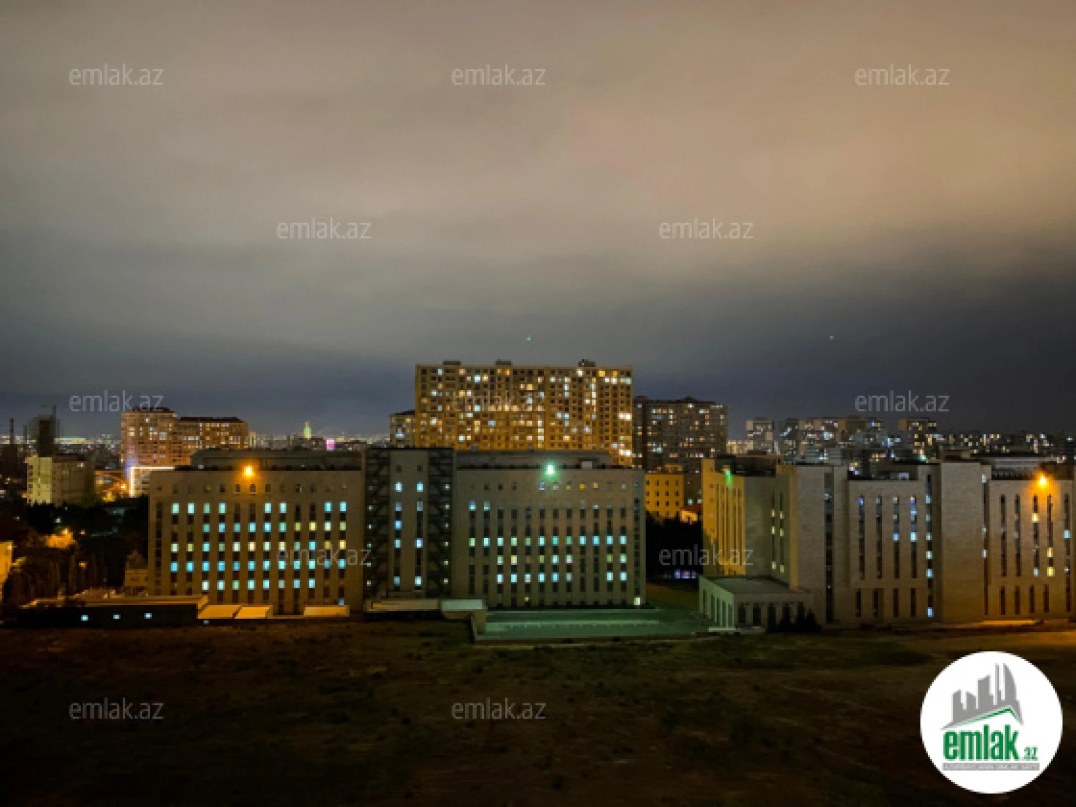 Satılır 2 otaqlı yeni tikili 85 m²