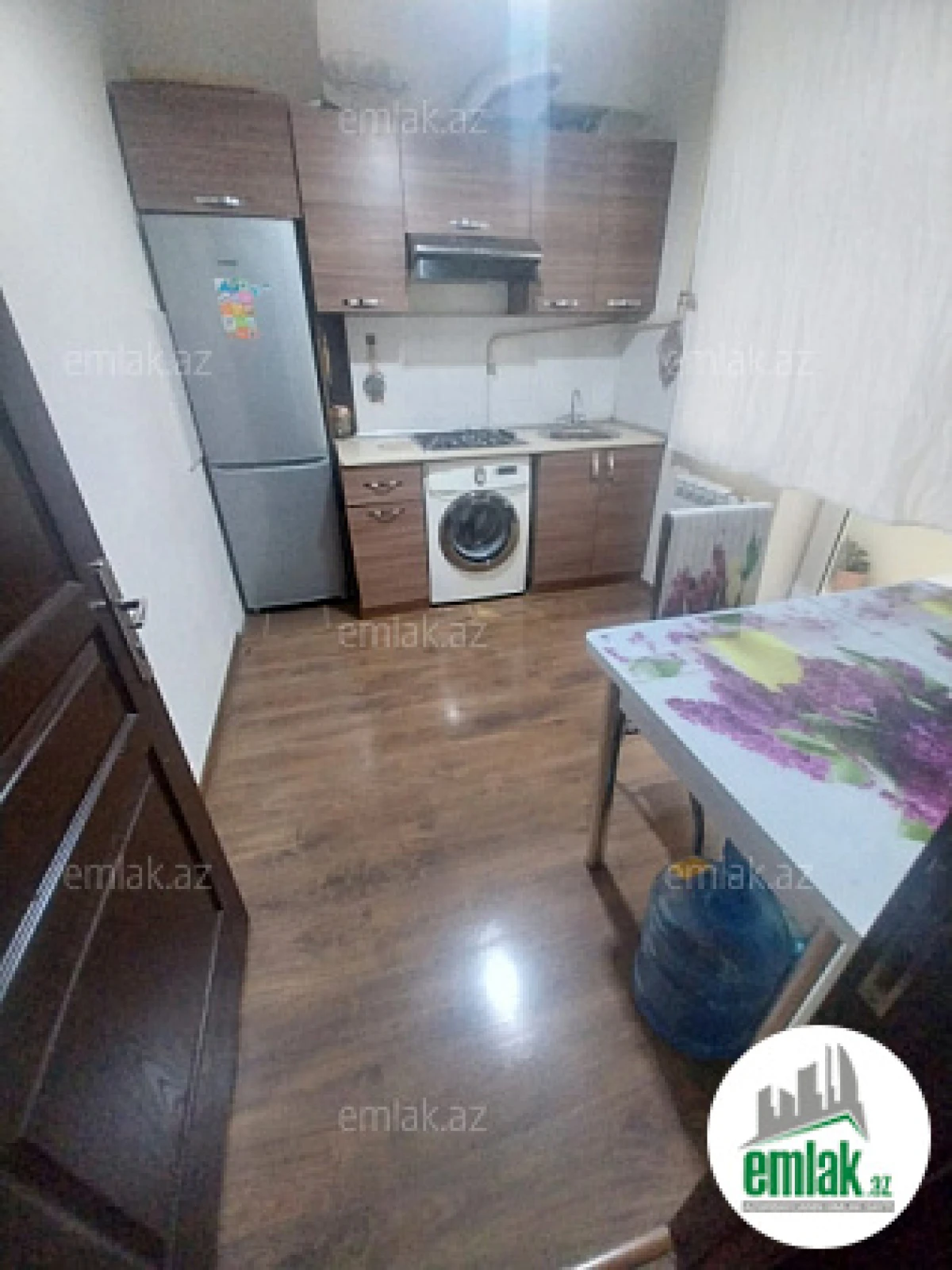 Satılır 2 otaqlı yeni tikili 74 m²