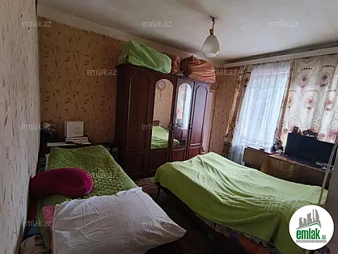Satılır 2 otaqlı köhnə tikili 40 m²