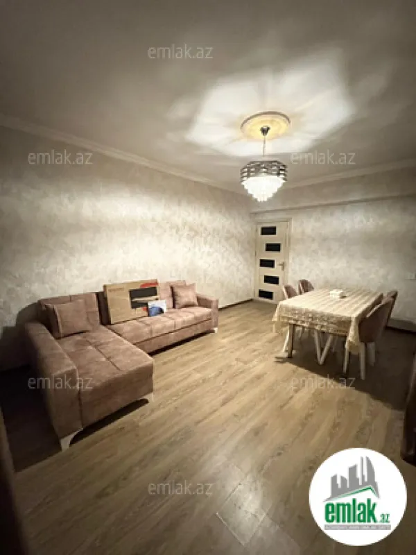 Satılır 2 otaqlı köhnə tikili 62 m²