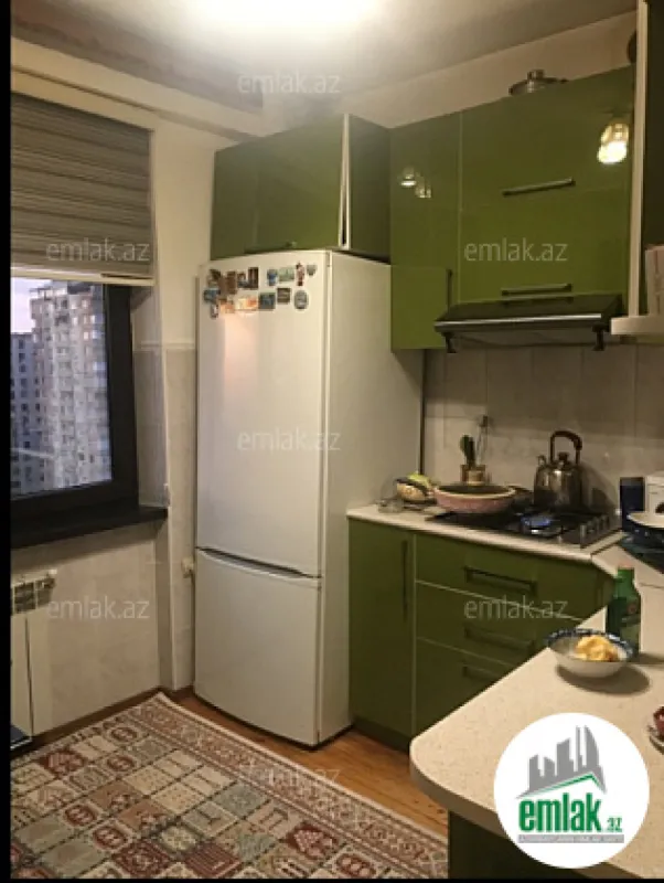 Satılır 3 otaqlı köhnə tikili 78 m²