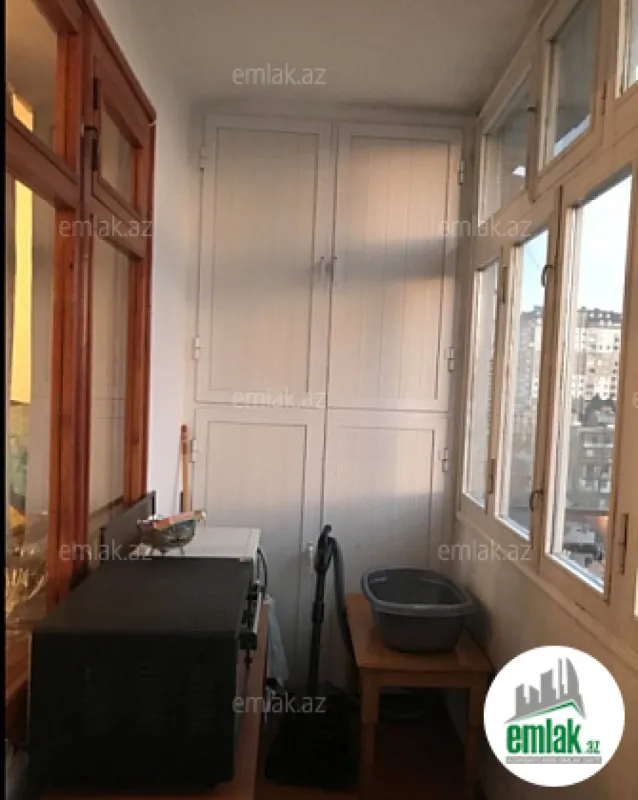 Satılır 3 otaqlı köhnə tikili 78 m²