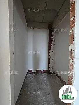 Satılır 3 otaqlı yeni tikili 135 m²