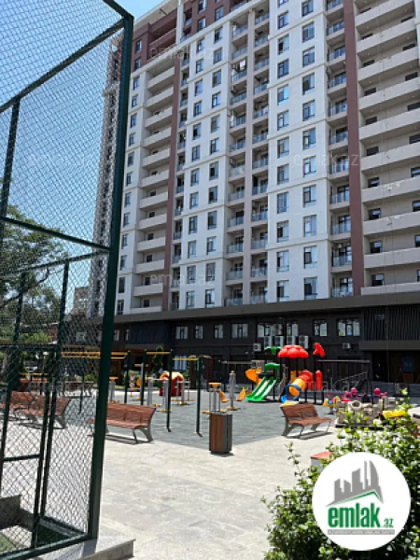 Satılır 3 otaqlı yeni tikili 135 m²