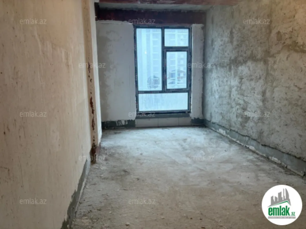 Satılır 3 otaqlı yeni tikili 135 m²