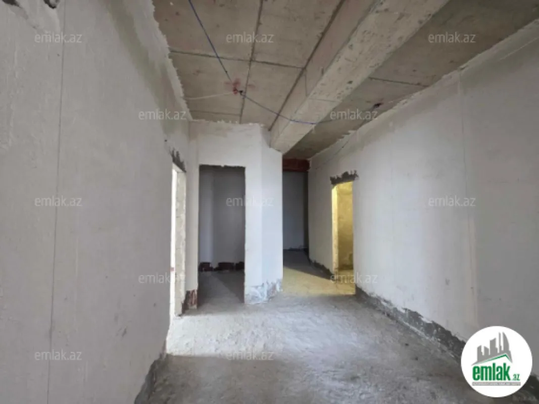Satılır 3 otaqlı yeni tikili 135 m²
