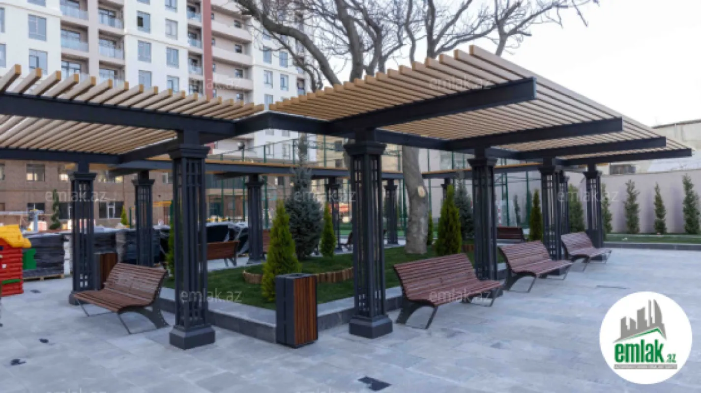 Satılır 3 otaqlı yeni tikili 135 m²