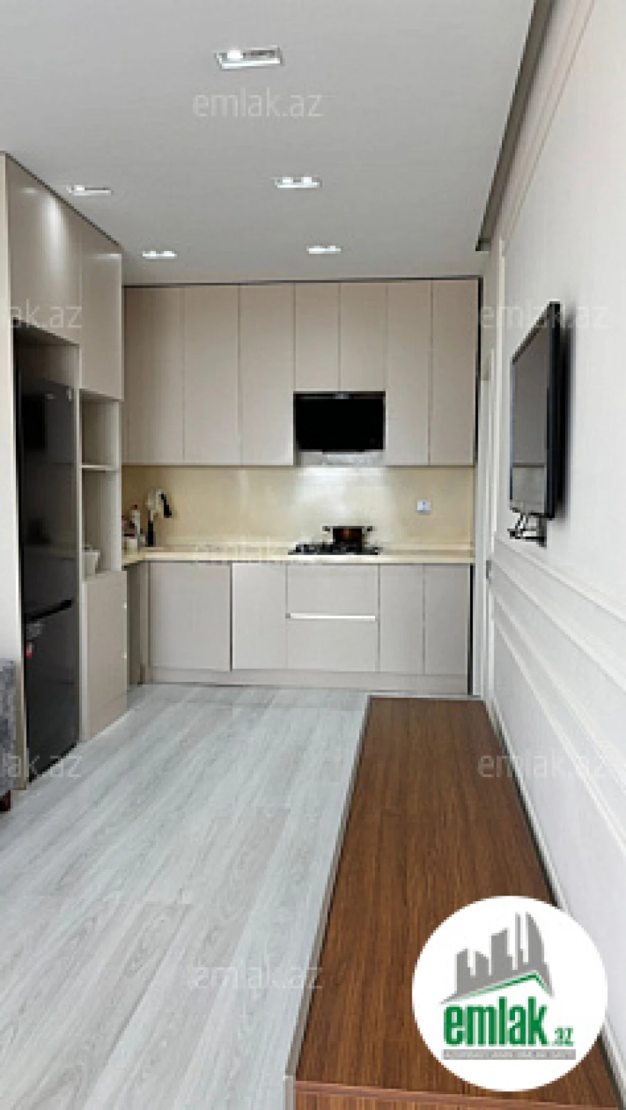 Satılır 2 otaqlı yeni tikili 50 m²