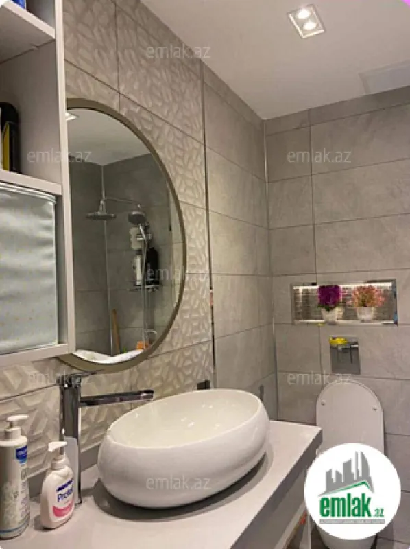 Satılır 2 otaqlı yeni tikili 50 m²