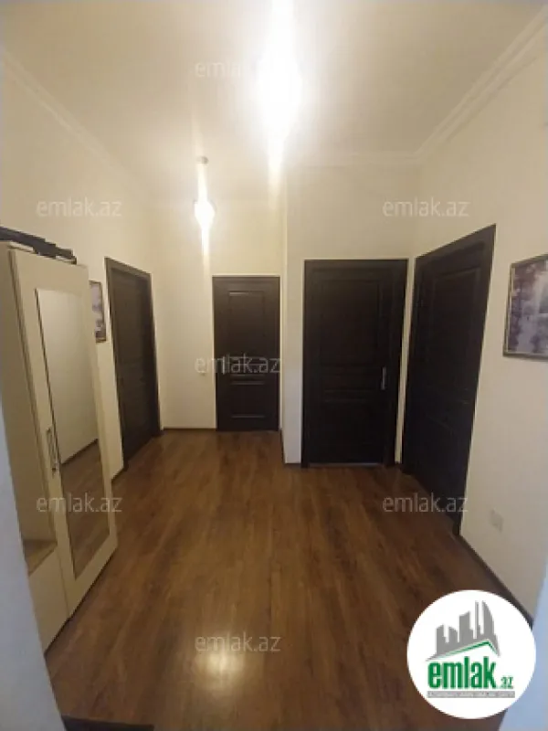 Satılır 2 otaqlı yeni tikili 74 m²