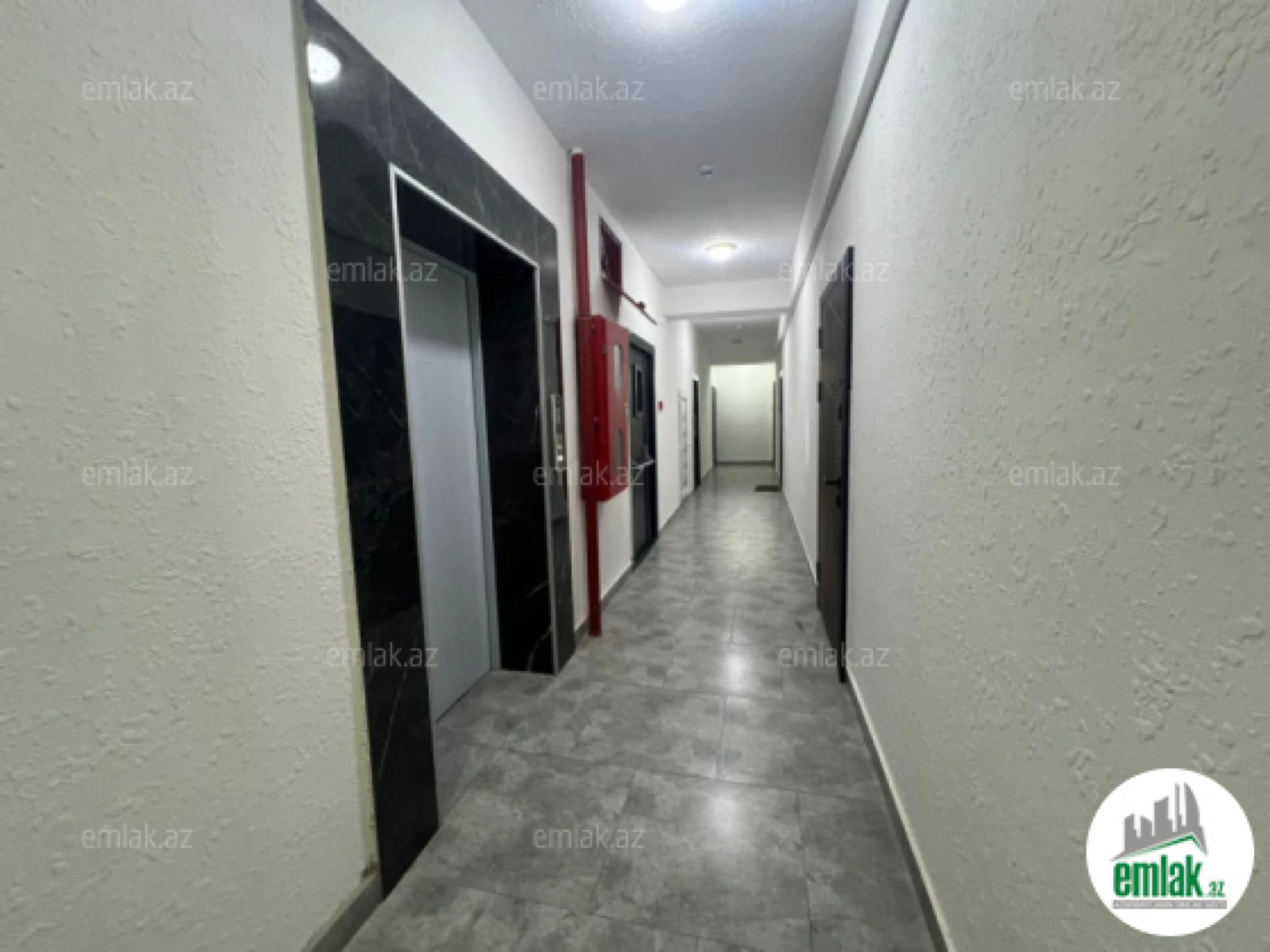 Satılır 2 otaqlı yeni tikili 82.1 m²