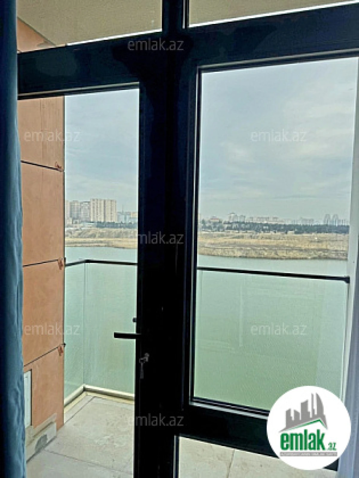 Satılır 3 otaqlı yeni tikili 88 m²