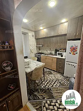 Satılır 3 otaqlı köhnə tikili 70 m²