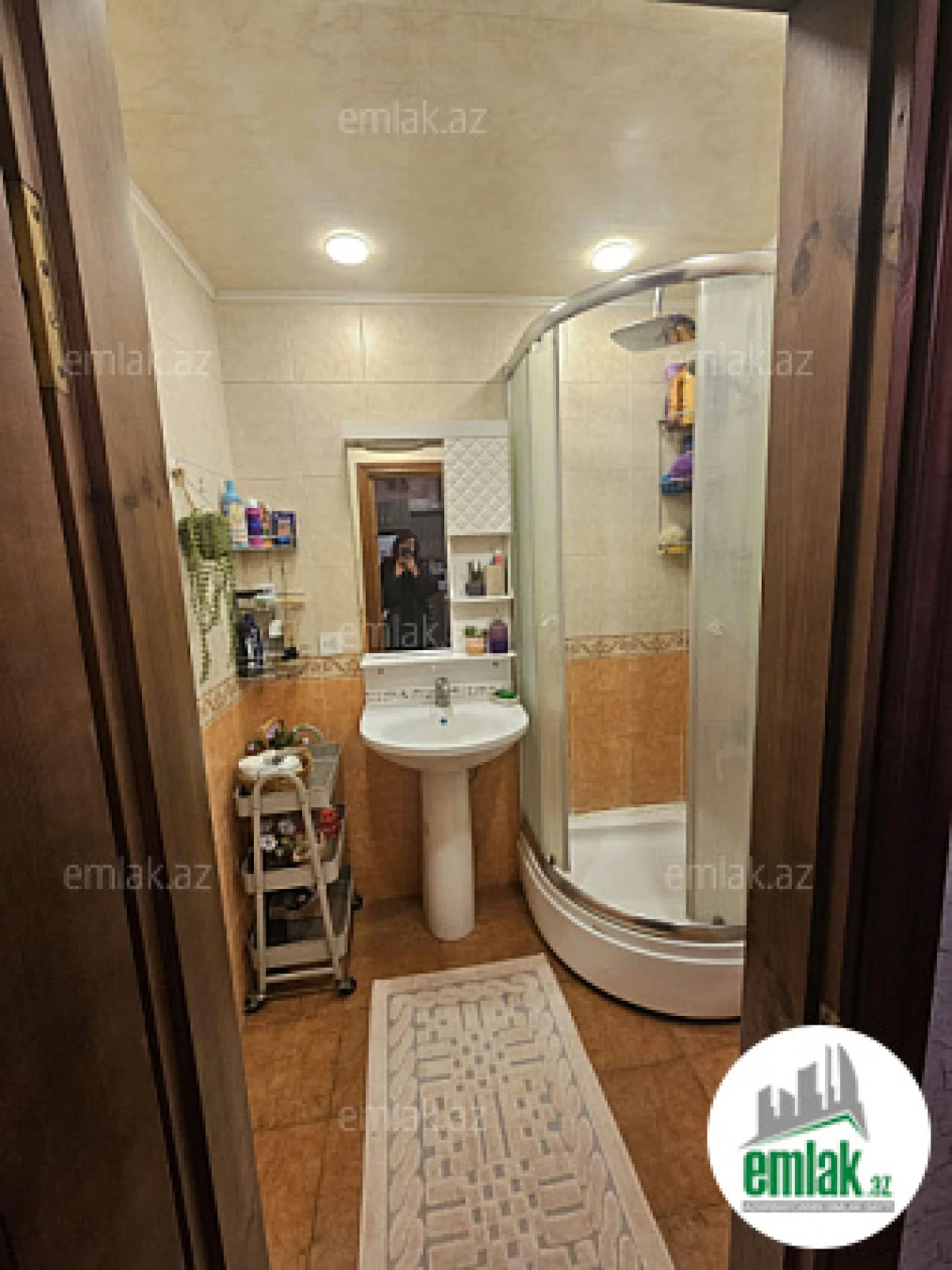 Satılır 3 otaqlı köhnə tikili 70 m²