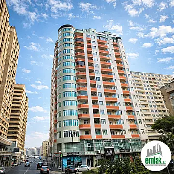 Satılır 3 otaqlı yeni tikili 145 m² — Bakı 3 otaq 145.00 m²