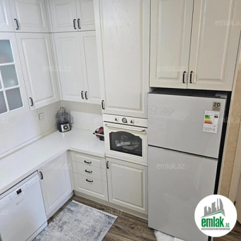 Satılır 2 otaqlı yeni tikili 77 m²