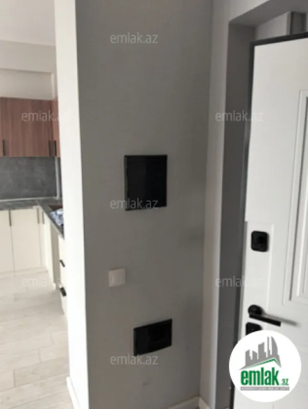 Satılır 3 otaqlı yeni tikili 80 m²