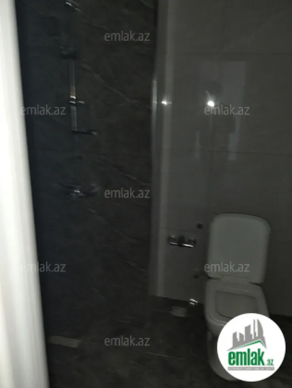 Satılır 3 otaqlı yeni tikili 80 m²