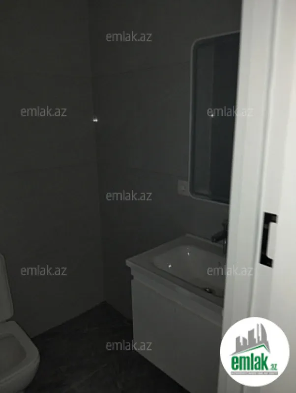 Satılır 3 otaqlı yeni tikili 80 m²