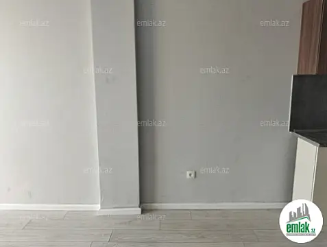 Satılır 3 otaqlı yeni tikili 80 m²