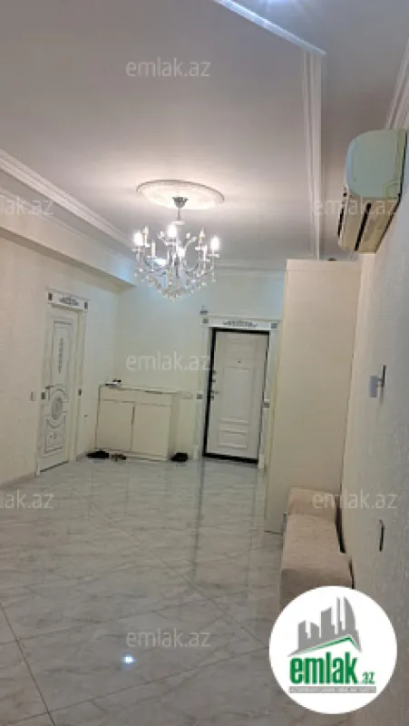 Satılır 3 otaqlı yeni tikili 132.2 m²