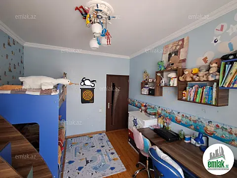 Satılır 3 otaqlı köhnə tikili 70 m²