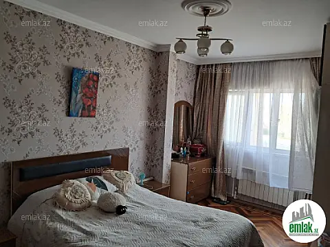 Satılır 3 otaqlı köhnə tikili 70 m²