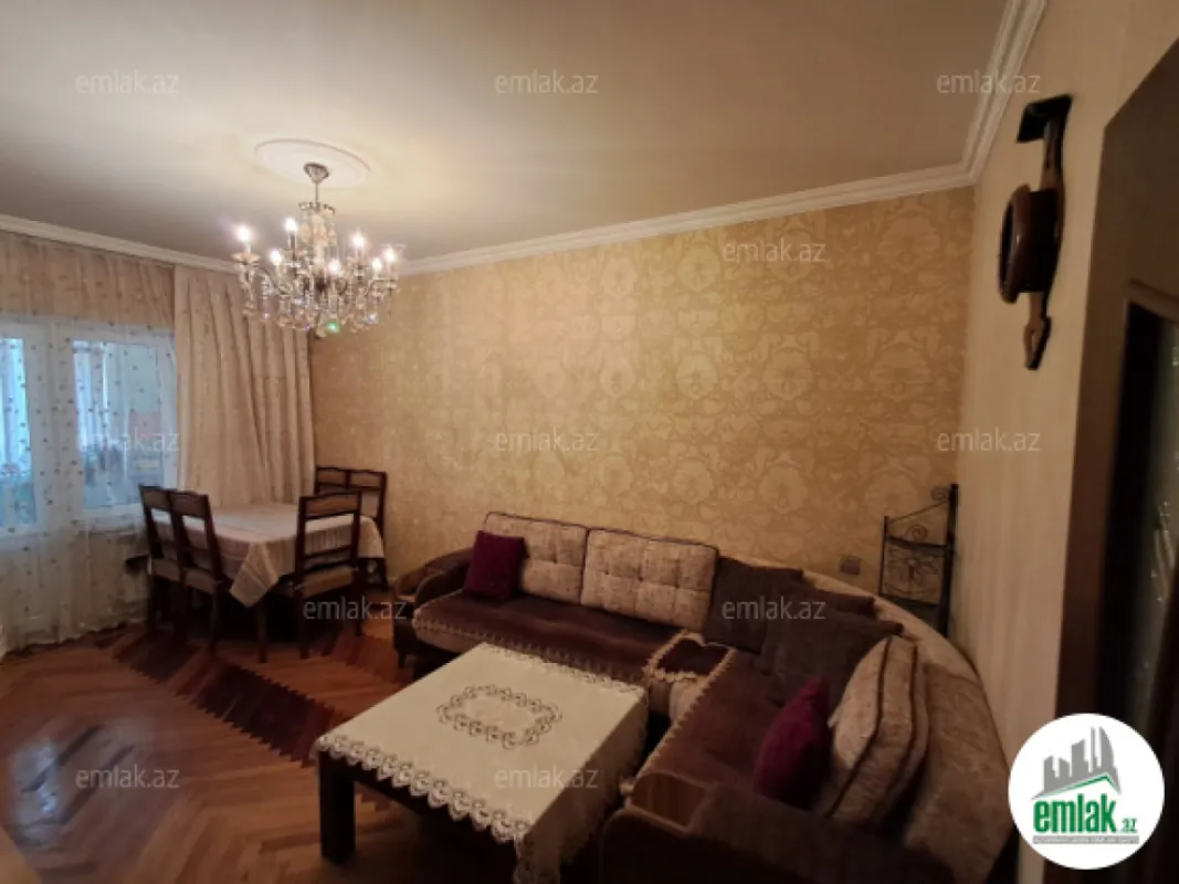 Satılır 3 otaqlı köhnə tikili 70 m²