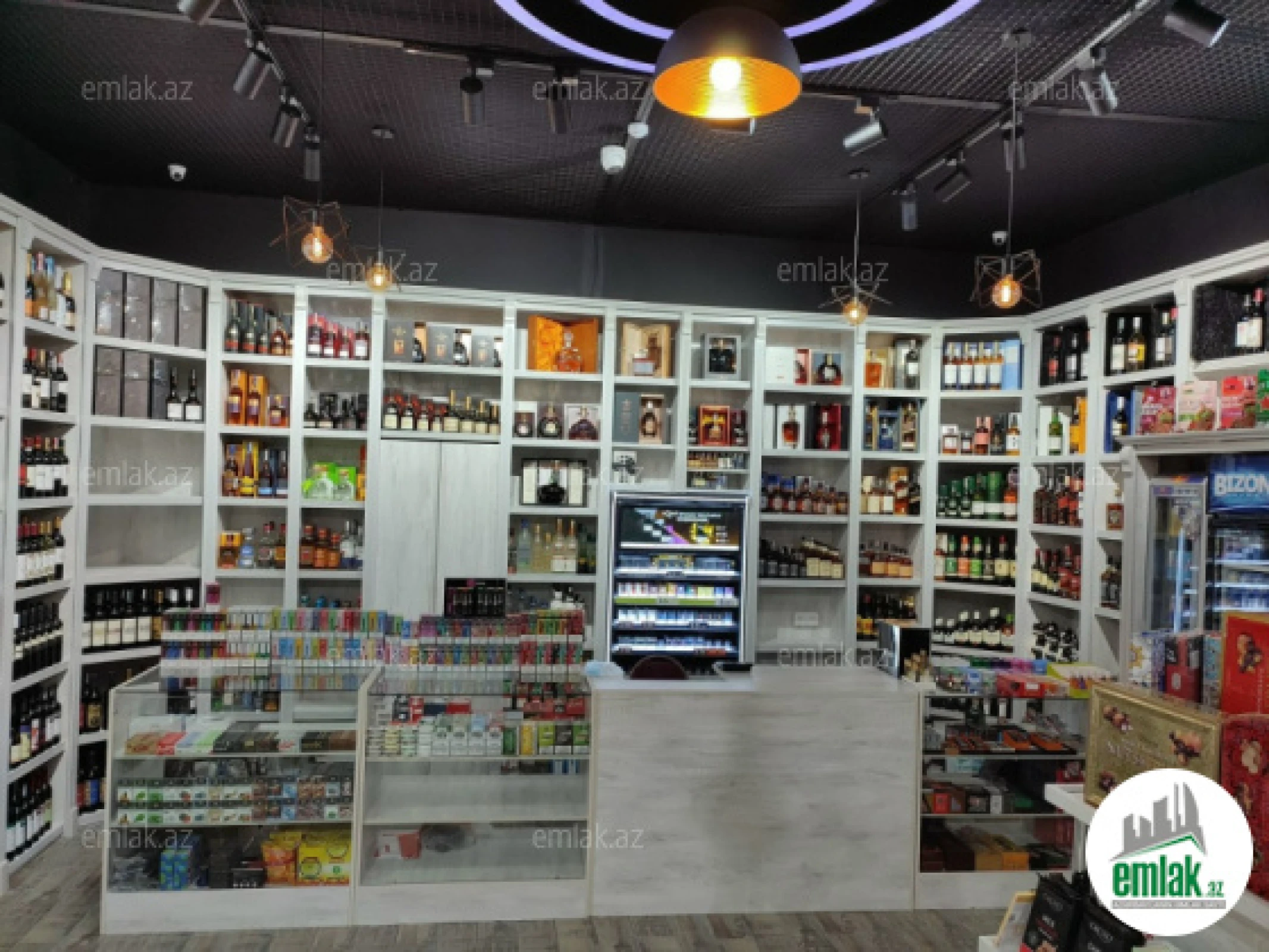 Satılır 5 otaqlı obyekt 93 m²