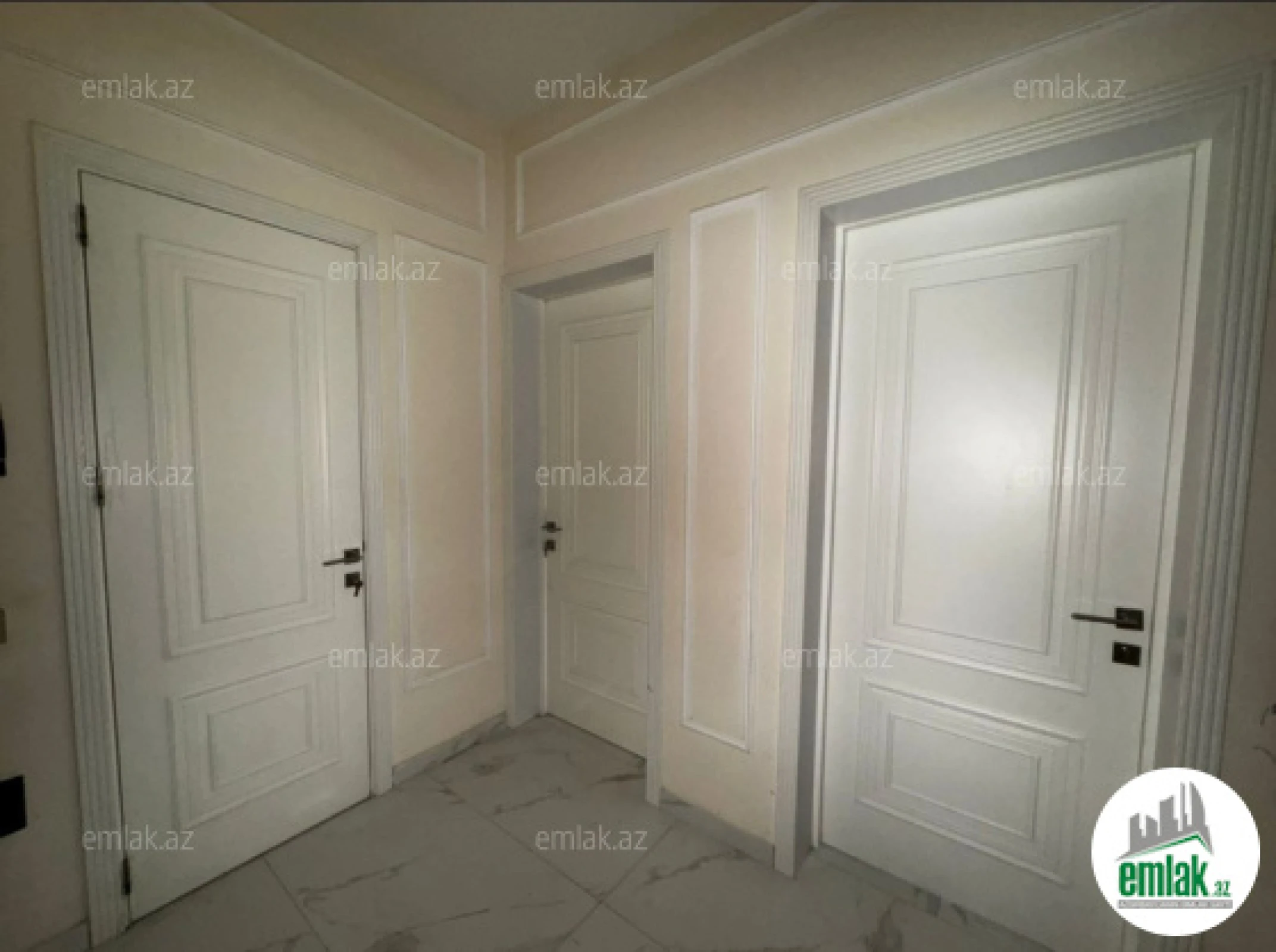 Satılır 2 otaqlı yeni tikili 55 m²