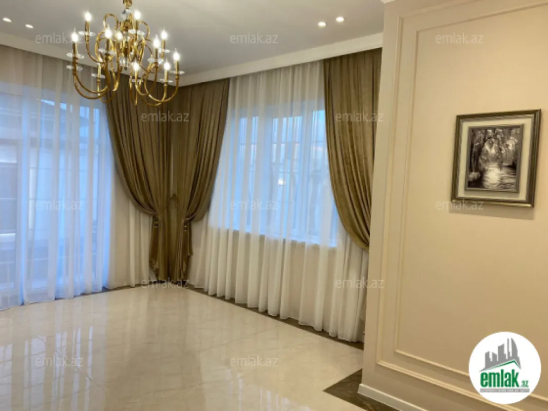 Satılır 4 otaqlı həyət evi 160 m²