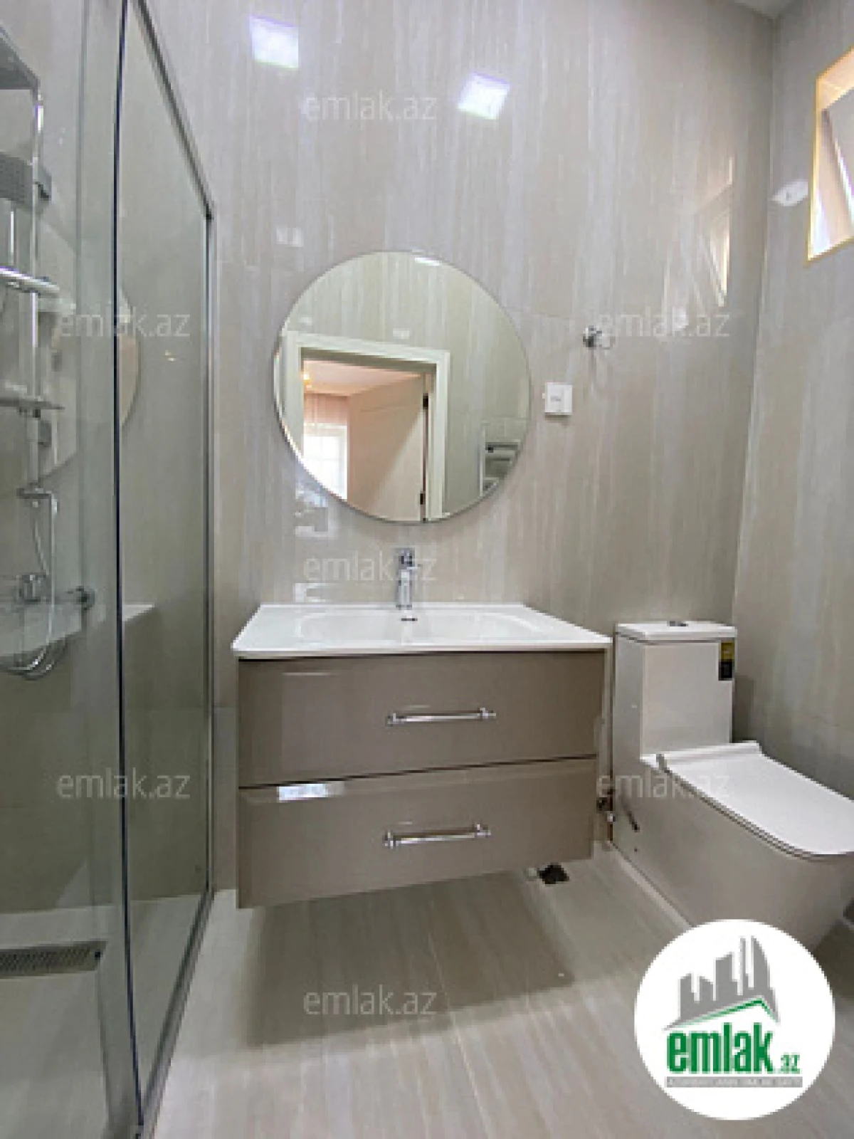 Satılır 4 otaqlı həyət evi 160 m²