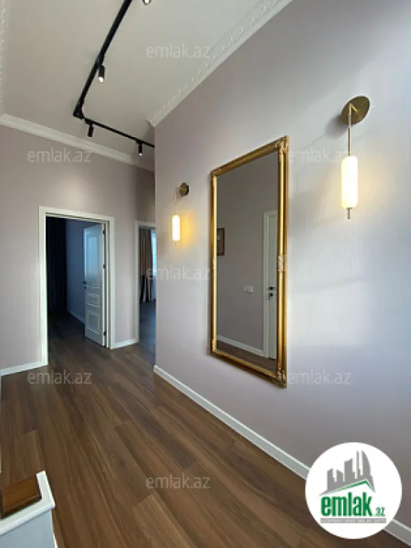 Satılır 4 otaqlı həyət evi 160 m²