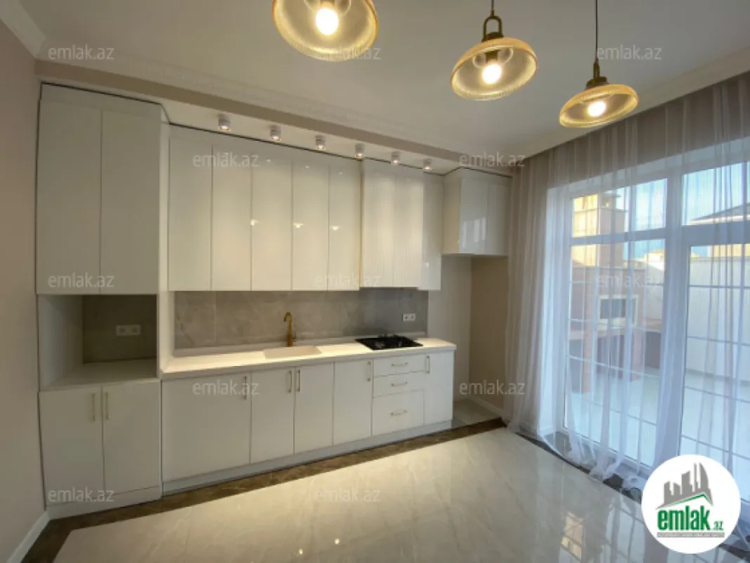 Satılır 4 otaqlı həyət evi 160 m²