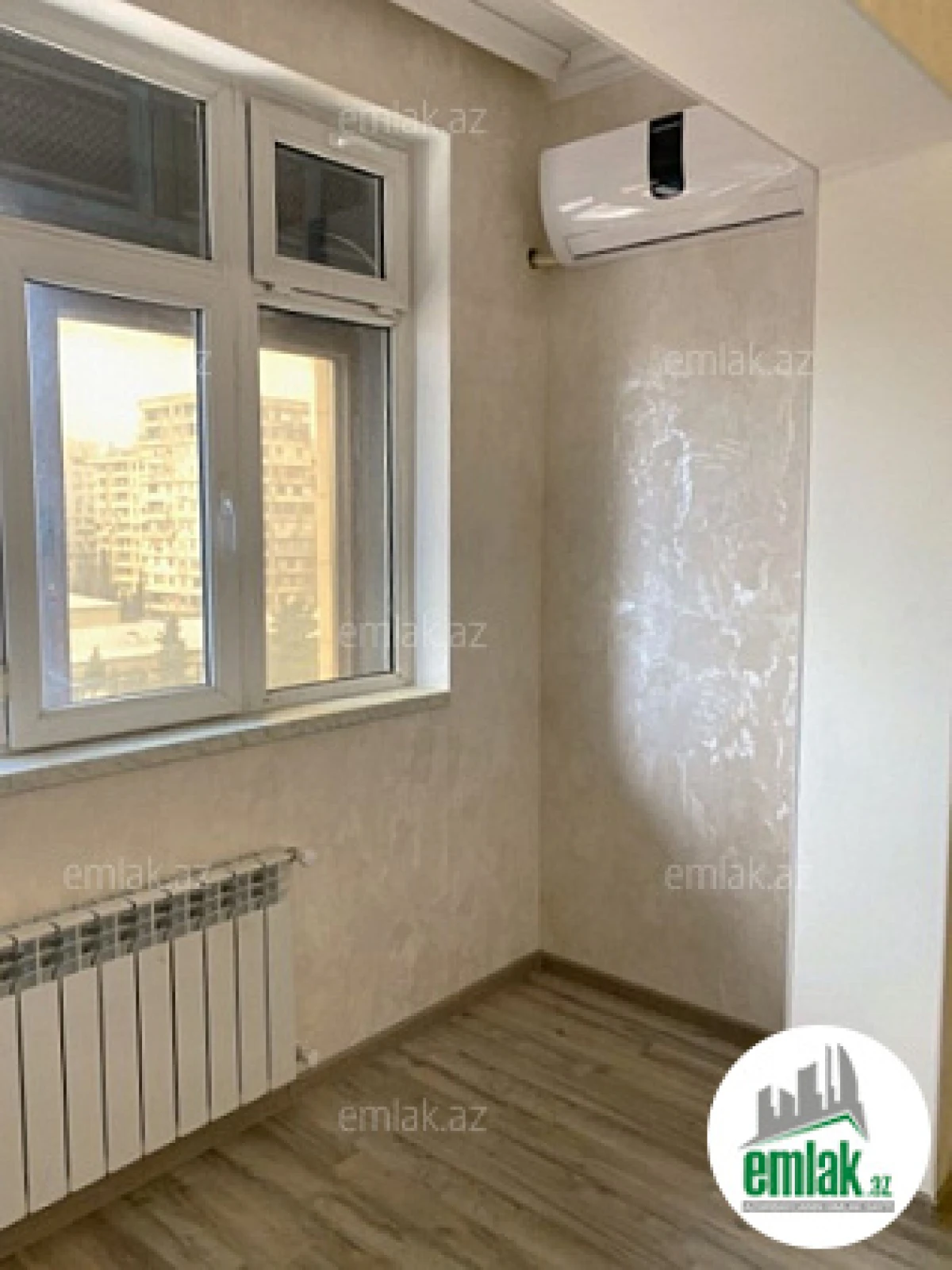 Satılır 2 otaqlı köhnə tikili 70 m²
