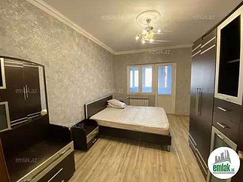 Satılır 2 otaqlı köhnə tikili 70 m²