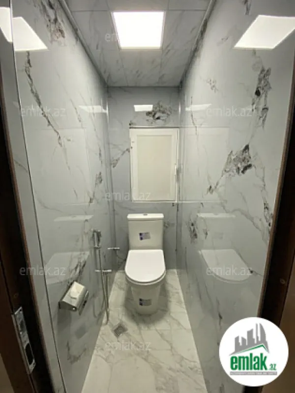 Satılır 2 otaqlı köhnə tikili 70 m²