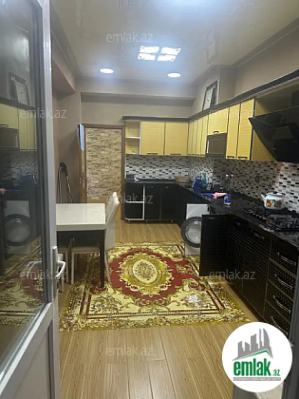 Satılır 3 otaqlı yeni tikili 137 m²