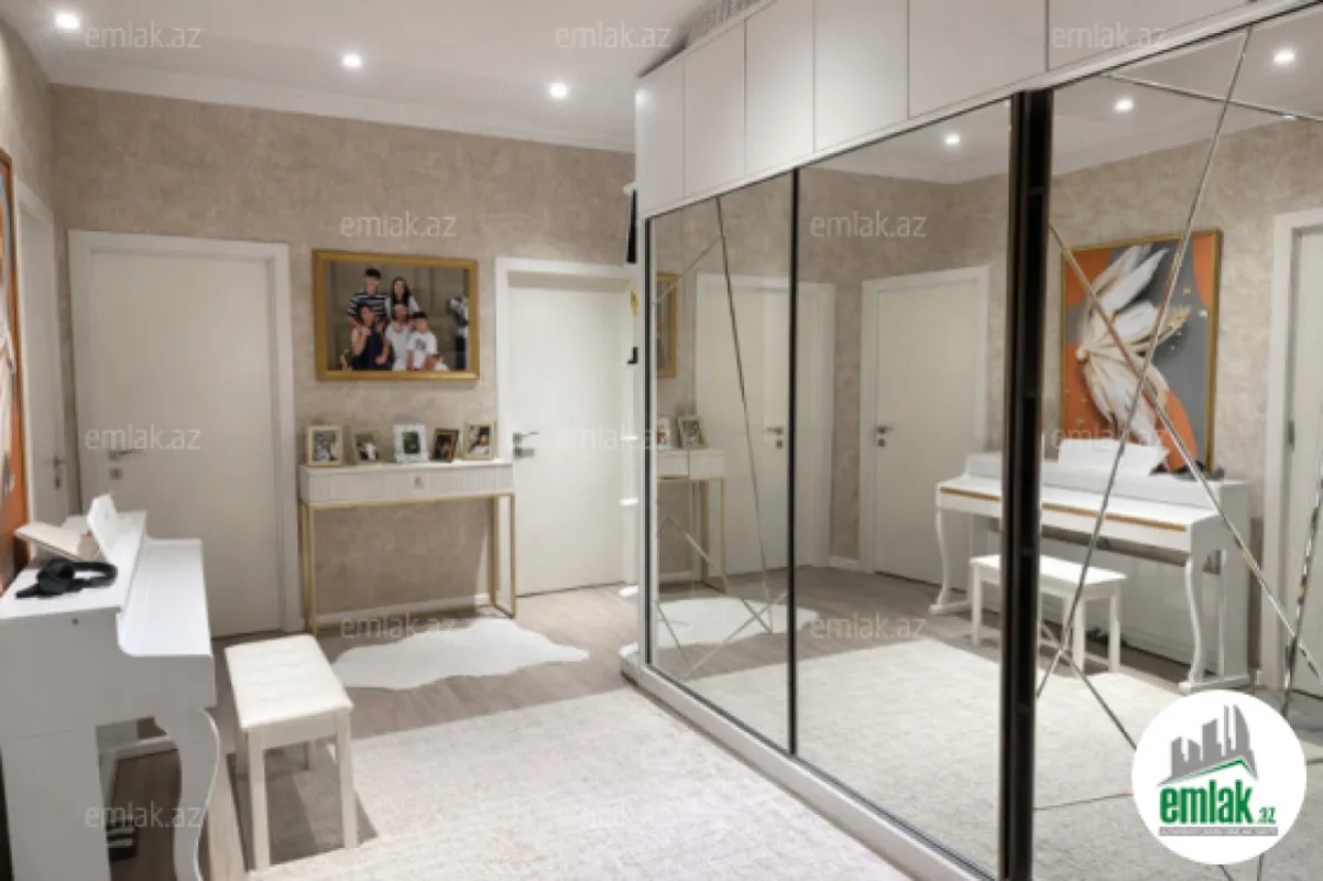 Satılır 4 otaqlı yeni tikili 120 m²