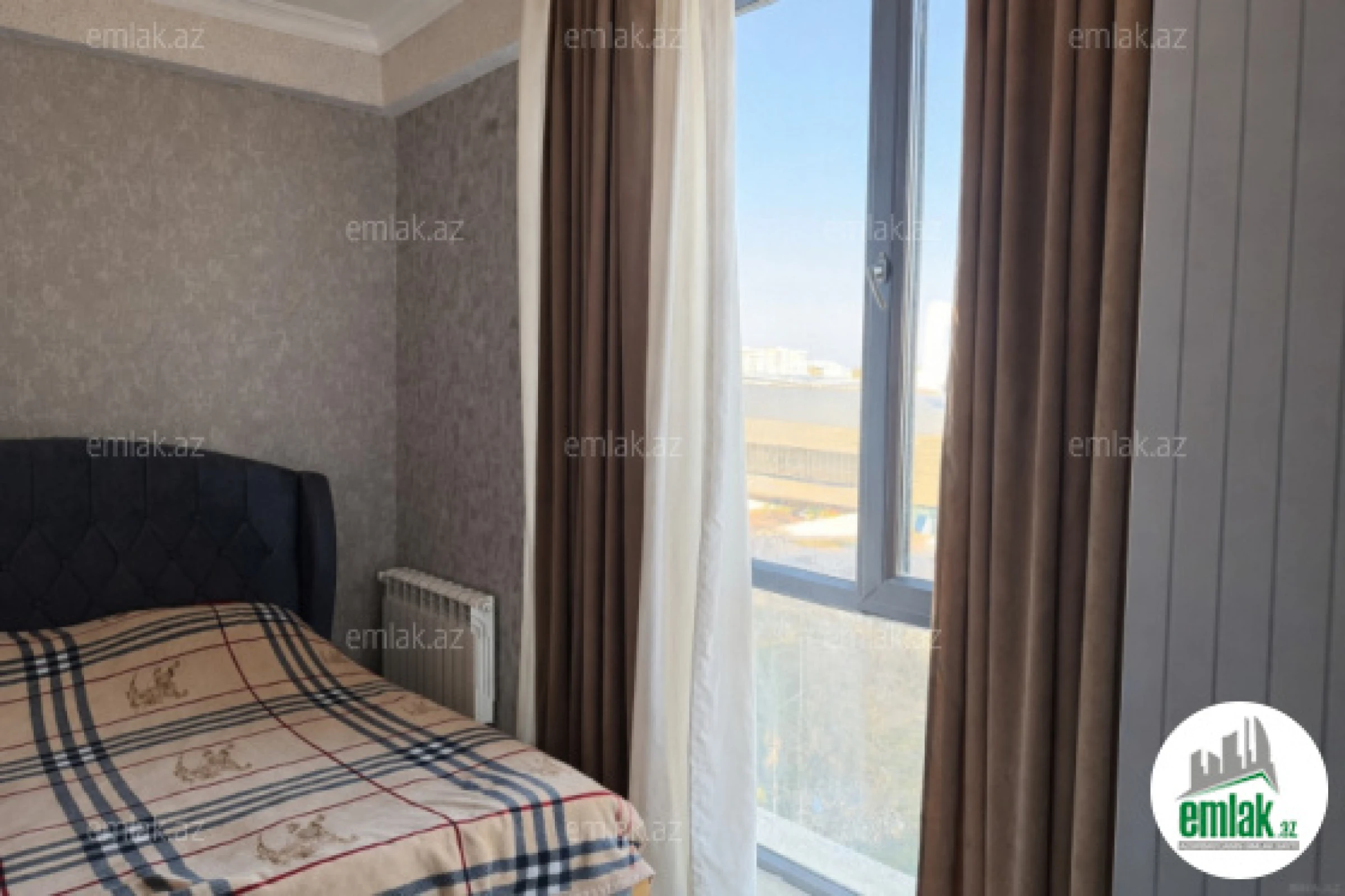 Satılır 4 otaqlı yeni tikili 120 m²