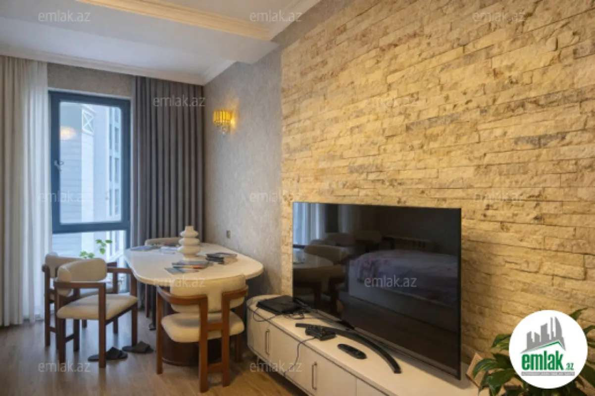 Satılır 4 otaqlı yeni tikili 120 m²