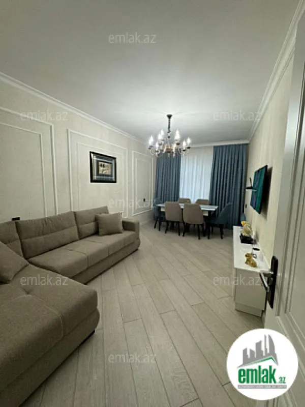 Satılır 4 otaqlı köhnə tikili 70 m²