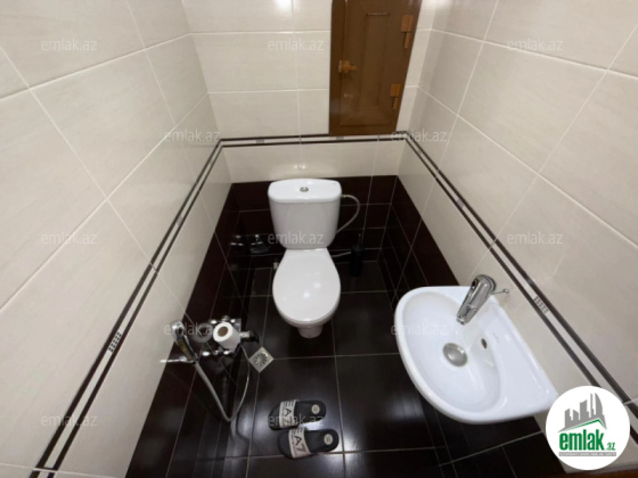 Satılır 3 otaqlı yeni tikili 95 m²